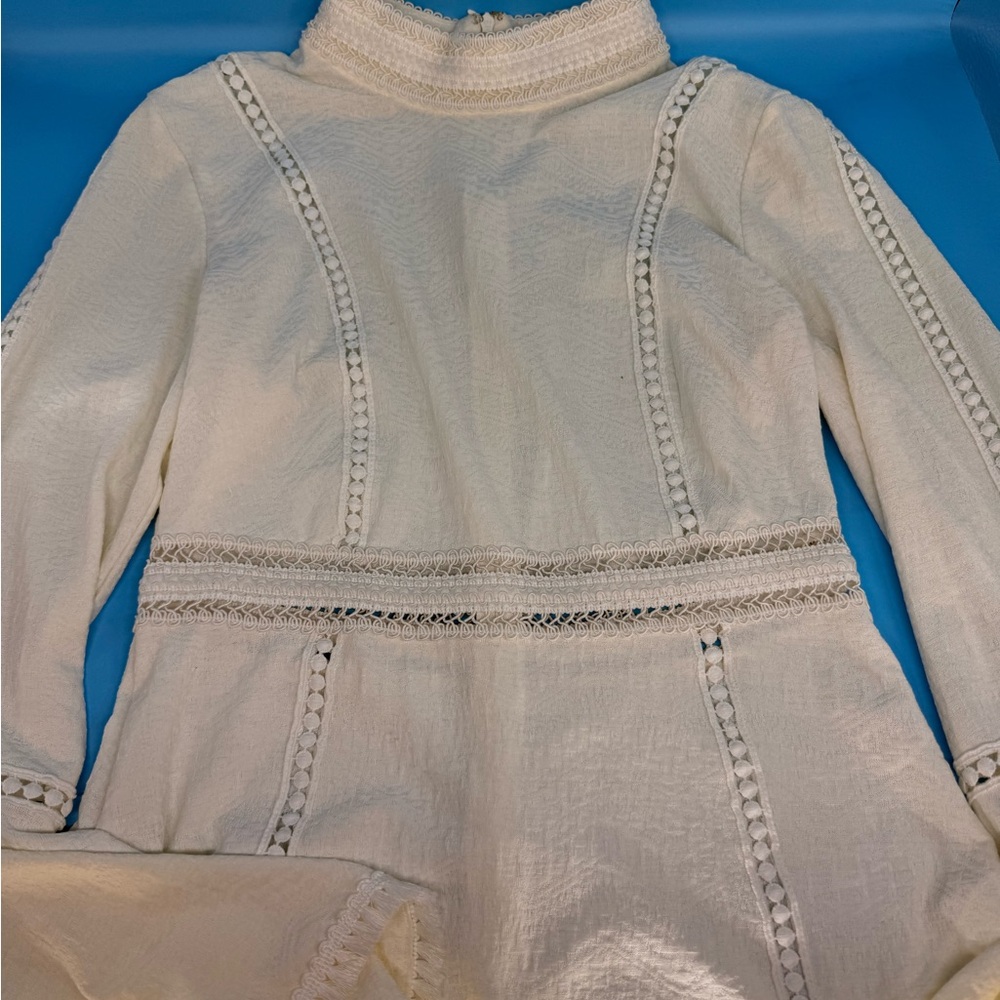 VENUS Ivory Lace-Trimmed Blouse